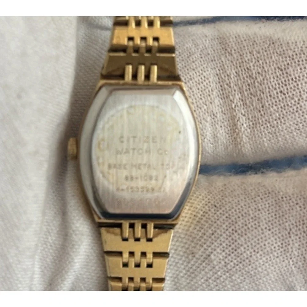 Vintage Citizen Women's Wristwatch Gold Plate 88-1082 *Needs Battery*